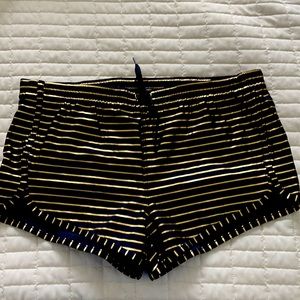 Men’s swim shorts